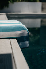 Maslin Pool Seat